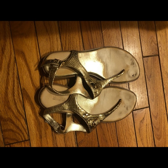 Michael Kors Gold Sandals - Picture 1 of 4
